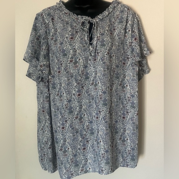 Rose & Olive Tops - Rose & Olive Floral Print Women's Top